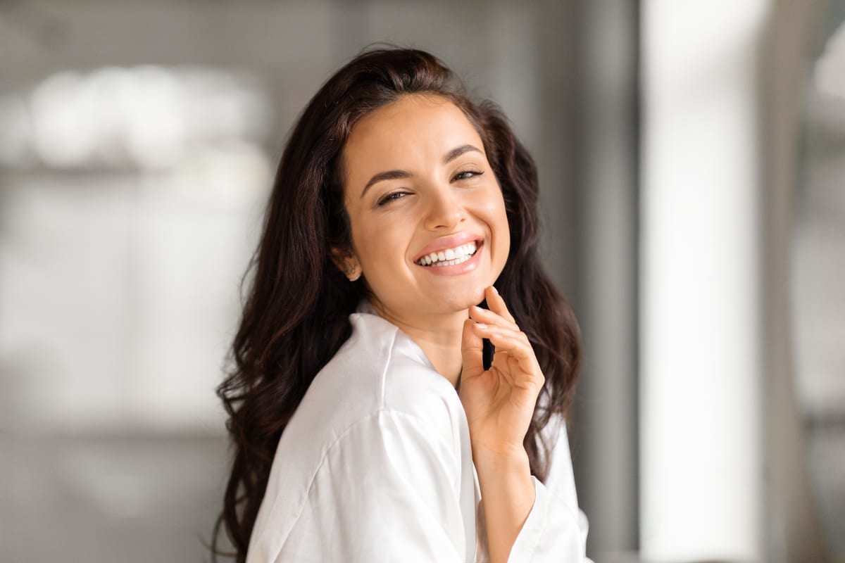 Featured image for “What Cosmetic Dentistry Can Actually Fix (And What It Can’t)”